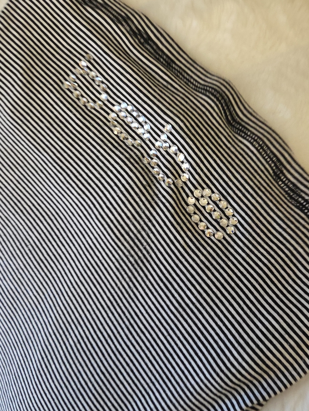 Y2k vintage authentic Bebe Logo Black and White Striped Rhinestone Tube Top - Picture 4 of 7